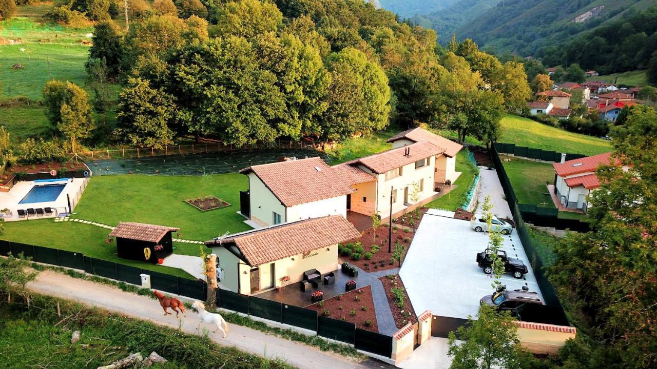 Complejo Turistico Les Cotolles Apartment Cangas de Onis Ngoại thất bức ảnh