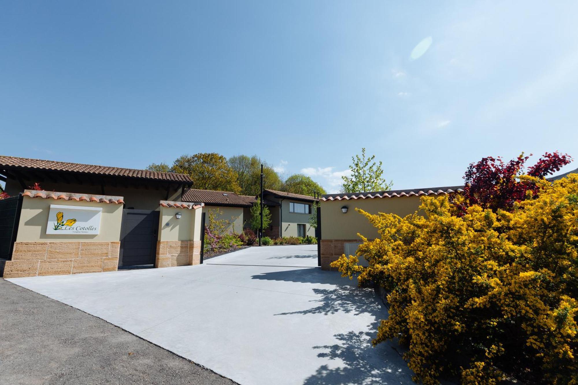 Complejo Turistico Les Cotolles Apartment Cangas de Onis Ngoại thất bức ảnh